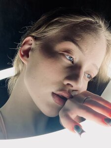 EasterHatter 1 day woth 2 besties Pic