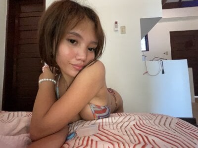 Kiarasohott Public Pic 5