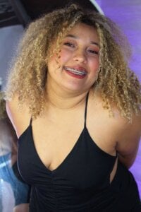 BonnieRitz WEARING A SEXY DRESS slika 5