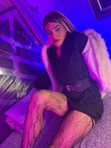 lailahdark university outfit 😈🥵 Kuva 9