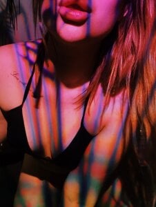 BootyTrisha Tropical sexuality Pic 7