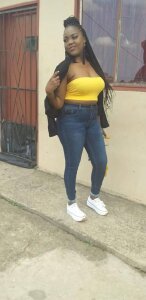 SandyBlack02 Public Pic 4