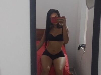 Mila_rouge06 Public Foto