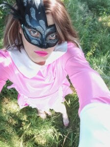 Love Me de amandabarefoot Foto