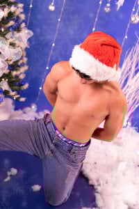 Stefano_Calle 😈🔥 This Christmas, choose me. Pic