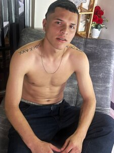 damian_vega13 Public Pic 2