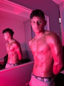 Jamesshott_ kullanıcısının Public albümü -  2 fotoğraf