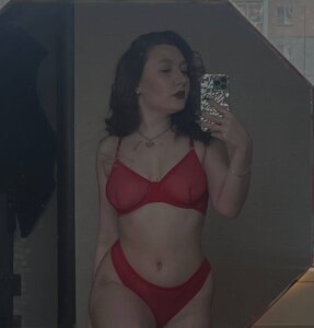 KateXXLBOB Public Pic 3