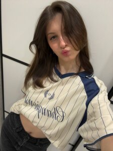 LouiseChavez kullanıcısının your favorite headache 🤕 albümü -  3 fotoğraf