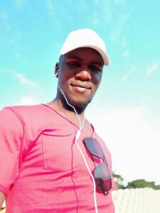 Kayliei Public Immagine 