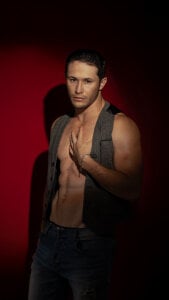 AxelFairchaild a look a connection 사진