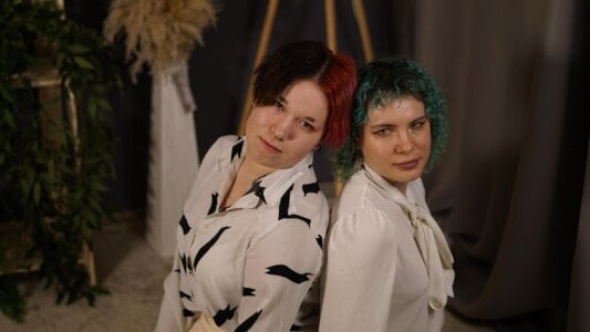 MaxineHakey Velvet Voyages Pic