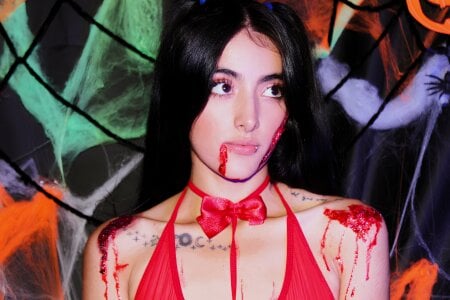 Cora_222 Trick or Treat? 🗣🗣🎃🎃 Pic 2