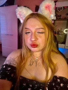 EllieQuttie Public Pic 6