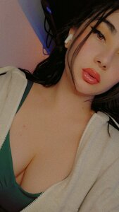 Alisssa_damore_a Public Gambar