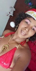 Mila-Crox happy holidays Pic 3