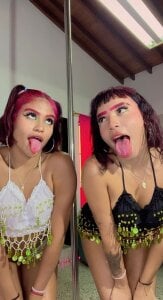 Polett_Amaranta Your favorite gypsies 😈🥵 Gambar 2