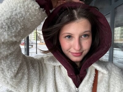 LouiseChavez too cute to care 🎀 Immagine  5