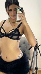 fallon_grey Public Bilde