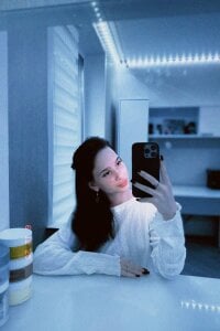 LornaBuffkin I'm sitting here in blue Pic 3