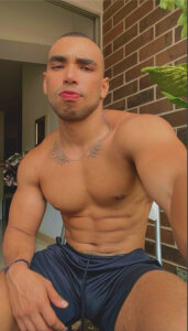 SimonZea Public Pic 5