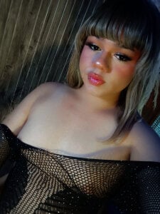 Tiffany_deluxe I am pure temptation Pic 2