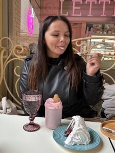 CelesteBailey Just me going out Fotka 6