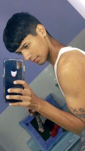 HONEYALEXX_ Public Pic 6