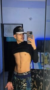 Enjoy this body 🤤🤤 od Dereek_Hot  snímek