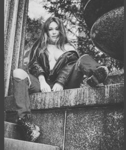 TaliaBloom Public Pic 4