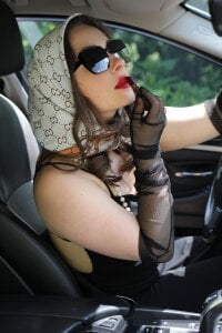 cClandesTina Public Pic 3