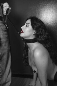 Laura_Castroo_ LET'S PLAY Pic 5