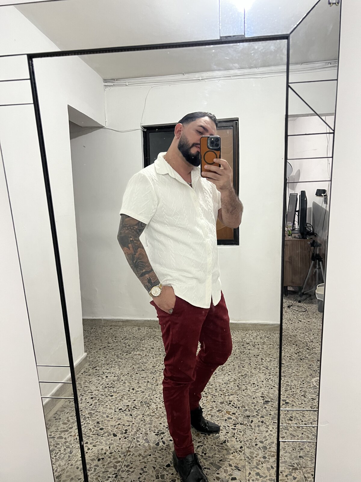 Трендове зображення  388 Ethan_Castellano