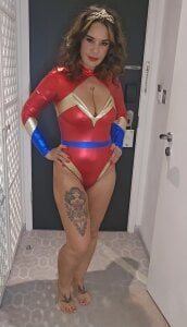 LovelyLucinda 15k follower party Pic