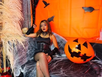 SeraphynLuxora 👻❤️. Pic 8