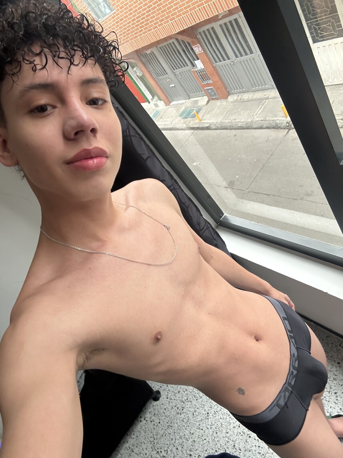 yoursexyjoseさんのトレンドな 1576枚の写真