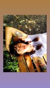 anna-1990 Public Pic 7