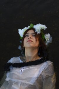 Hotary_Yuko Lady in nature Pic