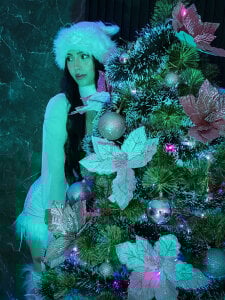 Issabela_Mackey_ merry christmas 🎇 Pic 4