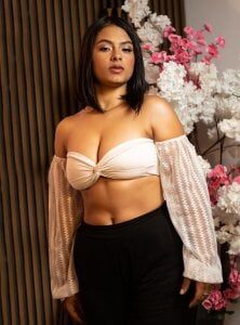 JanneWollf the sensuality on me ! Pic 4