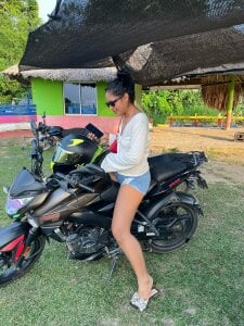 ZaraDavid1 🛣️ รูป  2