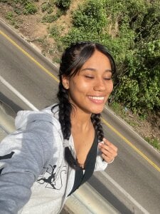 thalia_nichols Latina Pic