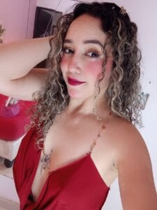 ChloeeTaylorr Good Girl Gone Bad зображення 2