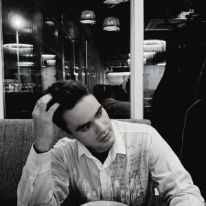 Ashton_Key Public Pic 4