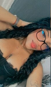 YOULUCYSEXY a little more about lucy Pic 3