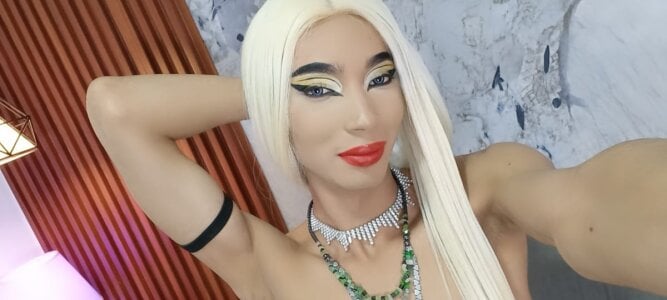 ariann_bk All Mine Pic 4