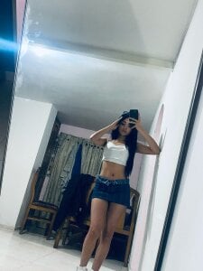 veronica_blakee Public Pic