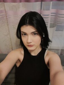 Emily_Cesoni my past's life Pic 2