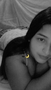 Julieth21_ Public Pic 3