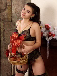 Maggie_Moore new year 2 Pic